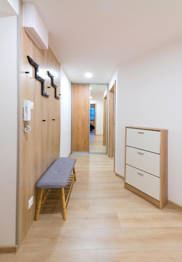 Apartman Razusa Centrum Banská Bystrica Exterior foto